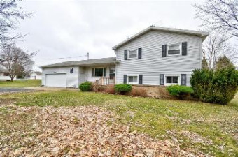 8791 Phelps Vestaburg, MI 48891