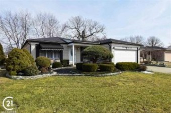 48200 Walden Macomb Township, MI 48044