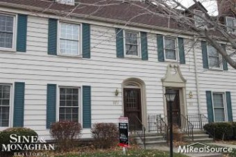 377 Rivard Grosse Pointe, MI 48230