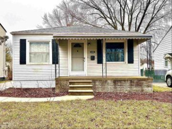 21608 Colony Saint Clair Shores, MI 48080