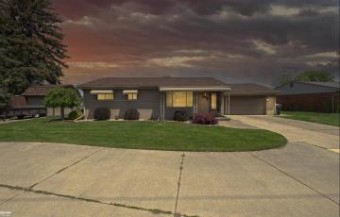 26265 South River Harrison Township, MI 48045