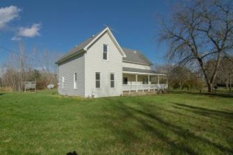 5878 W Baker Coleman, MI 48618