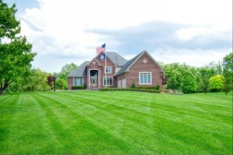 4722 Timber Ridge Romeo, MI 48065