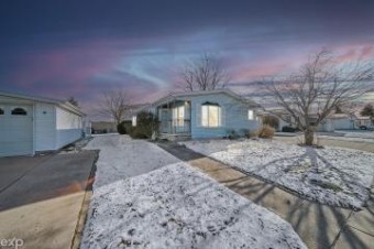 4333 24th Fort Gratiot, MI 48059