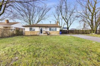 33155 Garfield Fraser, MI 48026