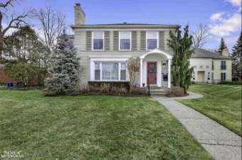 15812 Windmill Pointe Grosse Pointe Park, MI 48230