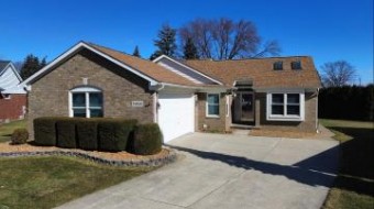 51826 Walnut Macomb, MI 48042