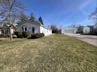 510 N Catherine Lansing, MI 48917