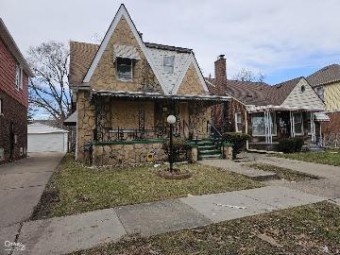 8615 Roselawn Detroit, MI 48204