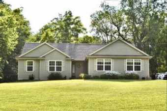 2776 S Baldwin Lake Orion, MI 48360