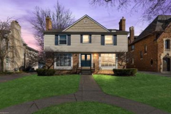 844 Trombley Grosse Pointe Park, MI 48230