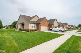 48499 Whittington Chesterfield Township, MI 48047