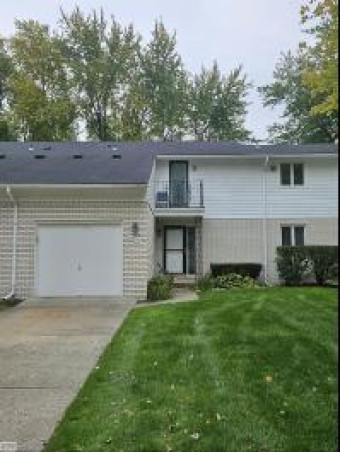 42522 Beverly Way Clinton Township, MI 48038