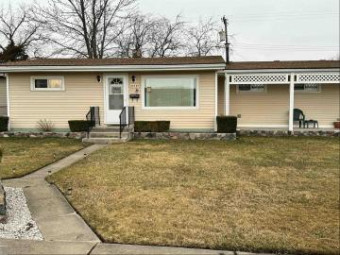 21237 Woodward Clinton Township, MI 48305