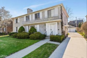 779 Harcourt Grosse Pointe, MI 48230