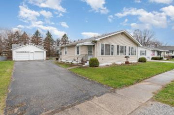 12106 Rottiers Birch Run, MI 48415