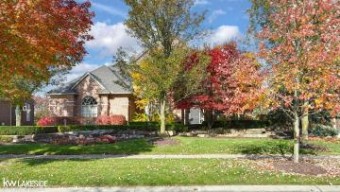 2527 Parkway Shelby Township, MI 48316