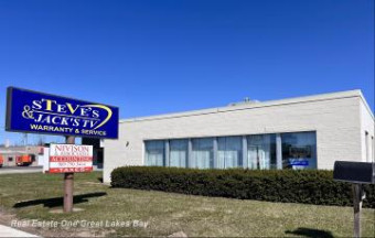 3270 Bay Saginaw, MI 48603