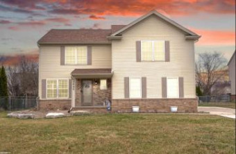 35686 Walden New Baltimore, MI 48047