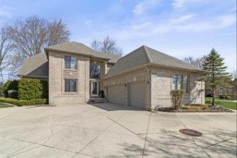 18529 Sumpter Forest Macomb, MI 48042