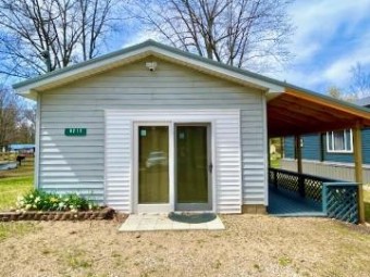 6217 Ruth Gladwin, MI 48624