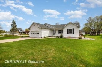 3054 Whispering Oak Saginaw, MI 48603