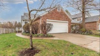 4474 Hillside Court Ann Arbor, MI 48105