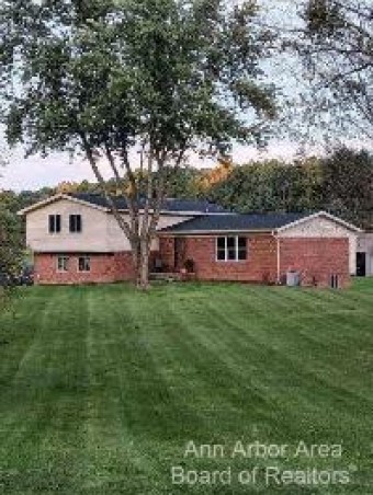 1461 Gray Haven Lane Brighton, MI 48114