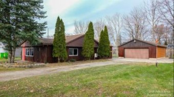 33 Greenland Street Whitmore Lake, MI 48189