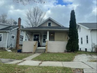 904 Riverview Avenue Lansing, MI 48915