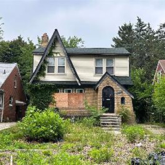 19320 Strasburg Street Detroit, MI 48205