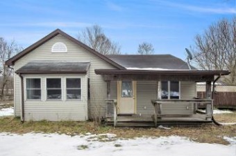 17651 Cr 215 Grand Junction, MI 49056