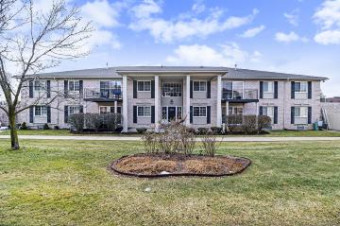 6151 Orchard Lake #202 Road West Bloomfield, MI 48322