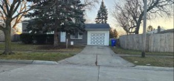 17330 Moors Avenue Fraser, MI 48026