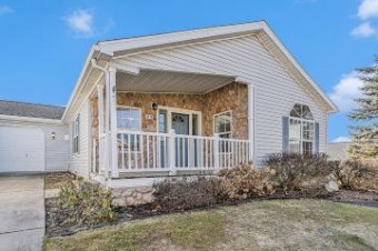 5414 Briar Ridge Road Kalamazoo, MI 49004