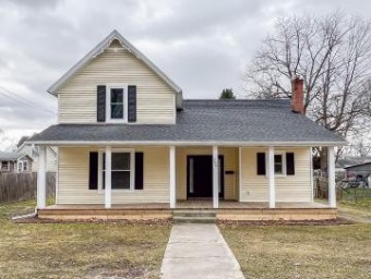 208 E Prairie Ronde Street Dowagiac, MI 49047