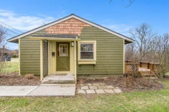 2338 Parkwood Avenue Ann Arbor, MI 48104