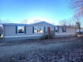 152 Maple Street Delton, MI 49046