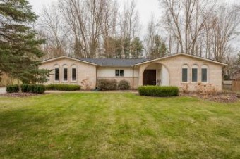 1852 Kingston Drive Pinckney, MI 48169