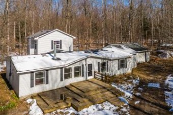 5380 Sylvan Point Road Honor, MI 49640