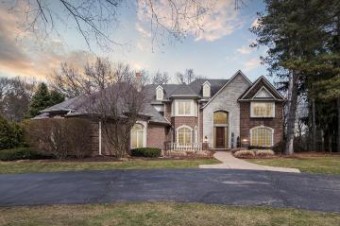 5281 River Ridge Drive Brighton, MI 48116