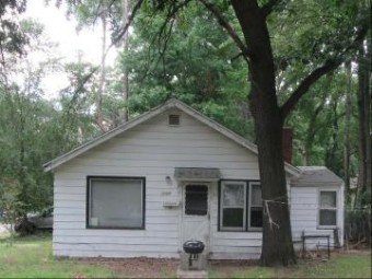 3237 Sanford Street Muskegon, MI 49444