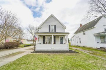 35 Beyne Street Mount Clemens, MI 48043