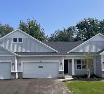 213 Hickory Valley Drive Kalamazoo, MI 49009