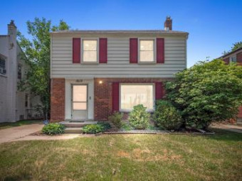 1613 Bournemouth Road Grosse Pointe Woods, MI 48236