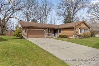 2101 Pinnacle Drive Sw Wyoming, MI 49519