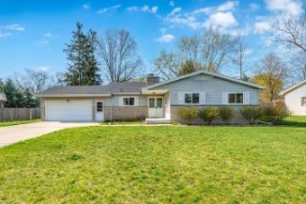 316 E Melody Avenue Kalamazoo, MI 49048