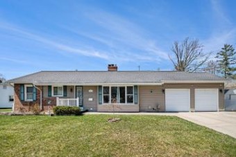 2410 Hampden Drive Lansing, MI 48911