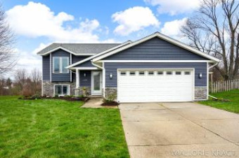 11361 Stonehedge Drive Holland, MI 49424