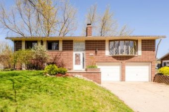 1953 Salisbury Place St. Joseph, MI 49085